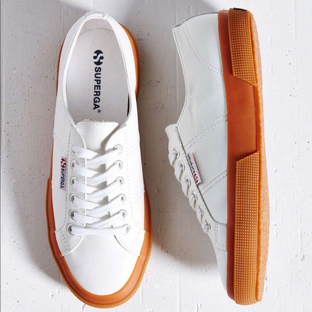 SUPERGA 2750 Men White Leather Gum-Sole Sneakers